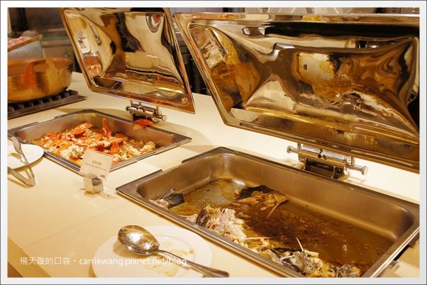 【台中百匯吃到飽】漢來海港自助餐廳@台中廣三SOGO百貨16樓。喜歡甜點和海鮮的可以去~ @飛天璇的口袋