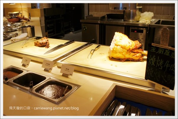 【台中百匯吃到飽】漢來海港自助餐廳@台中廣三SOGO百貨16樓。喜歡甜點和海鮮的可以去~ @飛天璇的口袋