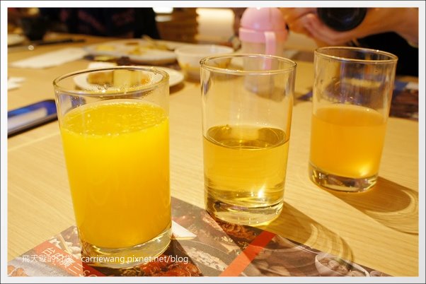 【台中百匯吃到飽】漢來海港自助餐廳@台中廣三SOGO百貨16樓。喜歡甜點和海鮮的可以去~ @飛天璇的口袋