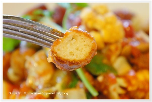 【台中義大利麵】鏟子義大利餐廳。可愛的派大星披薩很好吃! @飛天璇的口袋