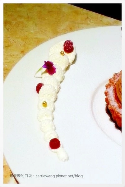 【台中北屯】CV甜點沙龍。好吃、不甜膩、C/P又高的下午茶甜點推薦 @飛天璇的口袋