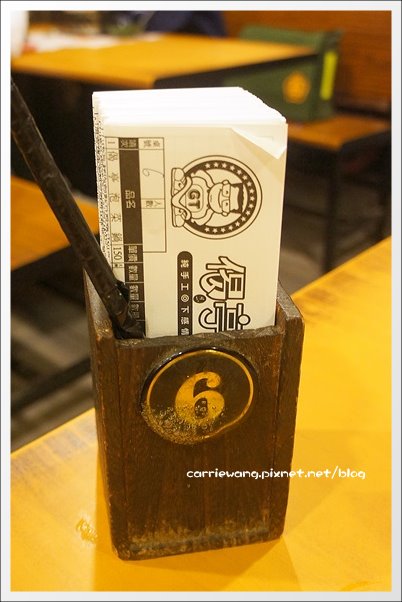 【台中一中商圈】偈亭泡菜鍋。價格便宜、料多爆滿,從學生時代吃到現在 @飛天璇的口袋