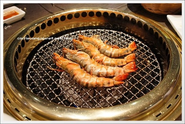 屋馬園邸店:傳說中台中最強的燒肉~ @飛天璇的口袋