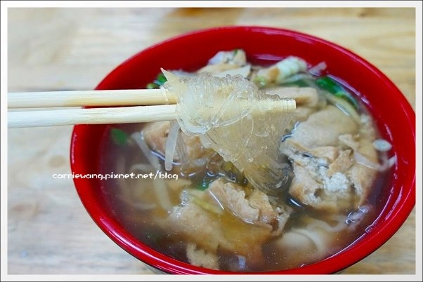 嘉園小上海點心總匯店:小湯包皮薄餡多又爆汁,搬了家還是一樣的好味道 @飛天璇的口袋