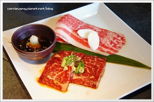 【台中燒肉推薦】牧島燒肉專門店。如同品嚐法式料理一般的幸福美食饗宴 @飛天璇的口袋