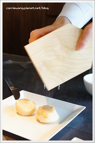 【台中燒肉推薦】牧島燒肉專門店。如同品嚐法式料理一般的幸福美食饗宴 @飛天璇的口袋