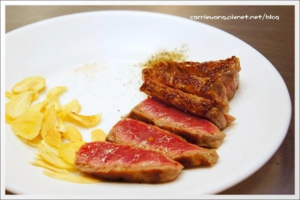 台中西屯|大巨人鐵板燒.商業午餐 $980元,很便宜又超值! @飛天璇的口袋