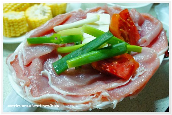 【台中中區】汕頭牛肉劉沙茶爐專家,電子街53年的老店,炭火煮火鍋的美味 @飛天璇的口袋