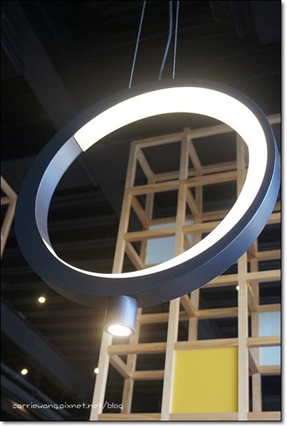 【台中火鍋推薦】大月觀石頭靚鍋。有美味的黃金稀飯哦(已歇業) @飛天璇的口袋