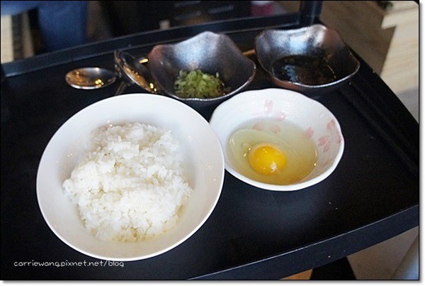 【台中火鍋推薦】大月觀石頭靚鍋。有美味的黃金稀飯哦(已歇業) @飛天璇的口袋