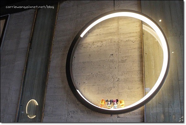 【台中火鍋推薦】大月觀石頭靚鍋。有美味的黃金稀飯哦(已歇業) @飛天璇的口袋