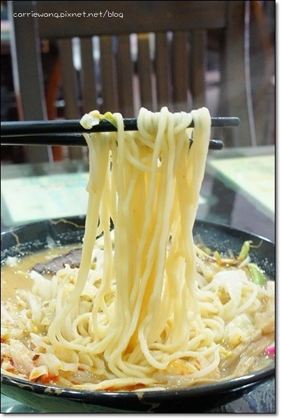 【台中拉麵推薦】珍來拉麵。日本千葉30年老店,有點台又不會太台的好吃拉麵 @飛天璇的口袋