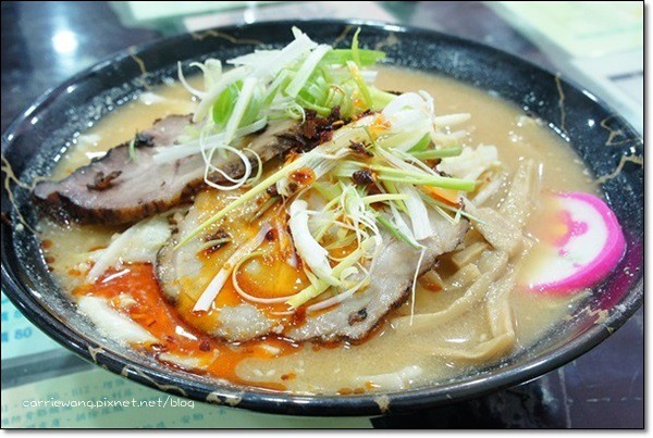 【台中拉麵推薦】珍來拉麵。日本千葉30年老店,有點台又不會太台的好吃拉麵 @飛天璇的口袋