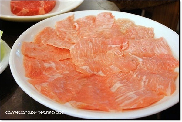 三元韓式花園餐廳:正宗的韓式料理果真不凡,週年慶餐點半價優惠 @飛天璇的口袋