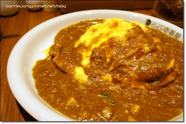 台中北區|CoCo壹番屋咖哩 中友百貨B3.日本來開的咖哩專賣店,兒童餐CP值高還送扭蛋 @飛天璇的口袋