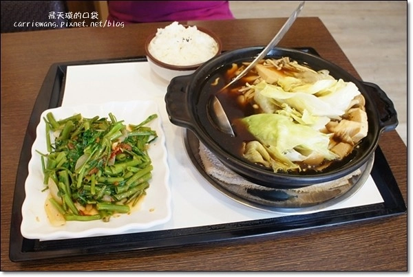 【台中異國料理】薩藍馬來西亞料理(原:新萬利肉骨茶餐廳)。不用出國就可以吃到道地的南洋料理 @飛天璇的口袋