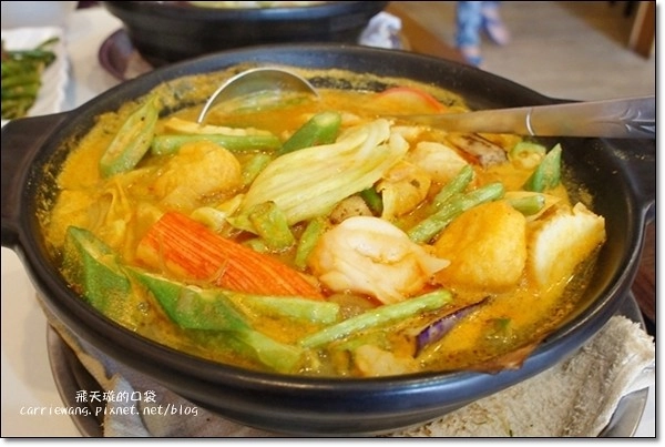 【台中異國料理】薩藍馬來西亞料理(原:新萬利肉骨茶餐廳)。不用出國就可以吃到道地的南洋料理 @飛天璇的口袋