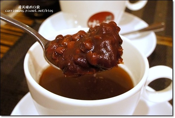 【台中日式餐廳】Huku幸福食尚創作料理。海鮮牛肉丼超澎派,吃了果真會幸福… @飛天璇的口袋