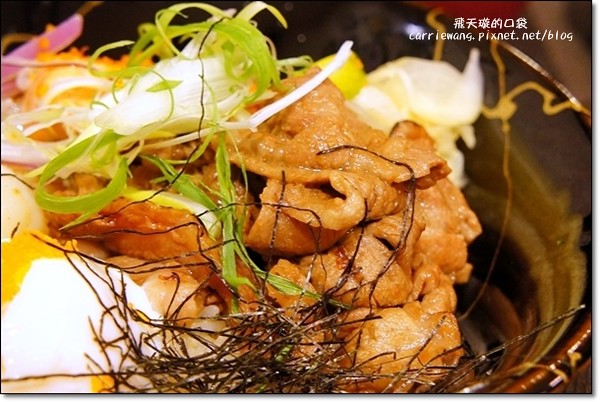 【台中日式餐廳】Huku幸福食尚創作料理。海鮮牛肉丼超澎派,吃了果真會幸福… @飛天璇的口袋