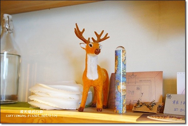 尋鹿咖啡 Caribou Café|麋鹿拉花拿鐵好卡哇伊,澎派鬆餅好吃又吸睛,才剛吃完就開始懷念 @飛天璇的口袋