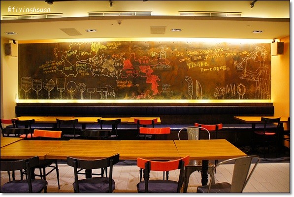 K2小蝸牛廚房。拿坡里AVPN機構認證的披薩,再訪尋找記憶中的味道 @飛天璇的口袋