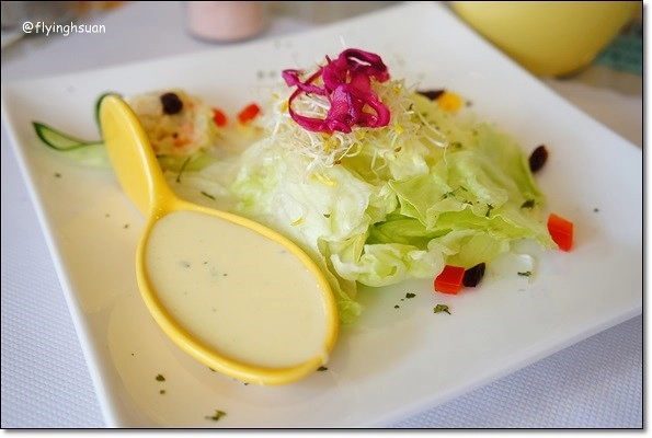 【台中牛排餐廳】日盛牛排館(日盛牛肉)。澳洲來的牛肉,很台式的牛排館 @飛天璇的口袋