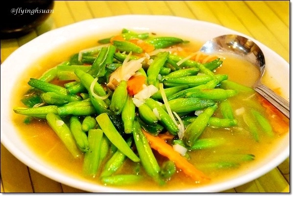 竹之鄉風味餐廳|2022米其林入選,香酥芋頭鴨最推薦,紅燒耎骨也好吃 @飛天璇的口袋