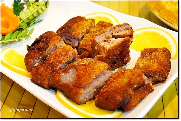 竹之鄉風味餐廳|2022米其林入選,香酥芋頭鴨最推薦,紅燒耎骨也好吃 @飛天璇的口袋