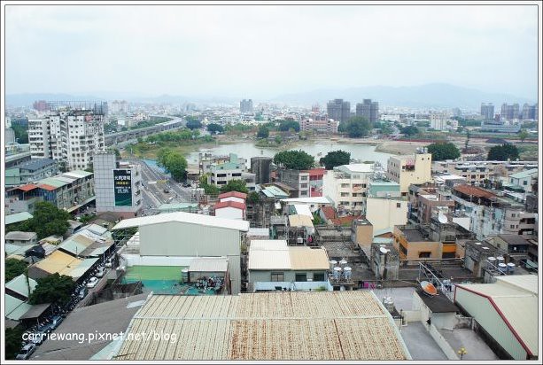 布娜飛比利時啤酒餐廳.Bravo Beer:台中車站商圈美食,早午餐賣到宵夜場 @飛天璇的口袋