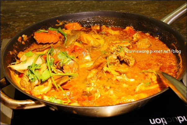 【台中百匯餐廳】金典酒店栢麗廳龍蝦吃到飽。龍蝦吃到飽真的是騙人的,因為我吃到快吐了! @飛天璇的口袋