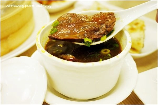 【台中麵食餐廳】天天見麵。菜單翻新,現點現做,與您重新見面… @飛天璇的口袋