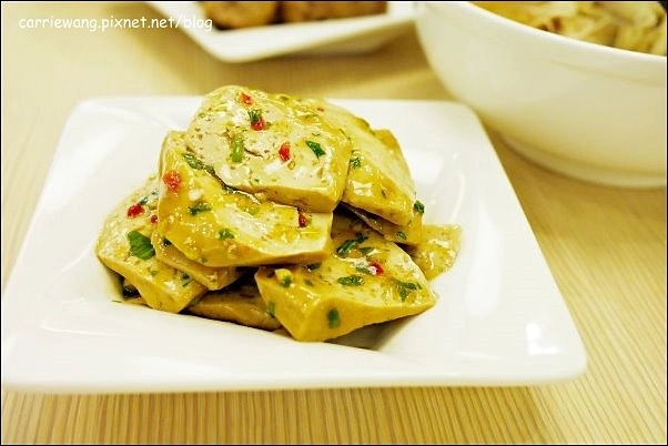 【台中麵食餐廳】天天見麵。菜單翻新,現點現做,與您重新見面… @飛天璇的口袋