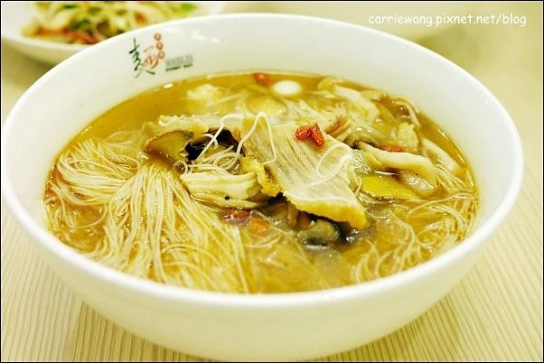 【台中麵食餐廳】天天見麵。菜單翻新,現點現做,與您重新見面… @飛天璇的口袋