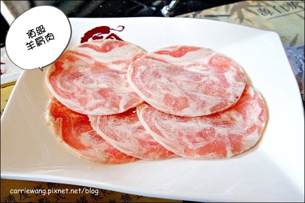 【台中火鍋推薦】嗆頂級麻辣鴛鴦火鍋。頂級帝王蟹/天使蝦/鮑魚吃到飽,翹班來吃也值得,好吃推薦! @飛天璇的口袋