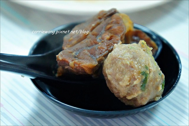 台中南屯|清真恩德元餃子館.台中鍋烤節巷弄美食組第一名,老饕必點牛肉丸火鍋 @飛天璇的口袋