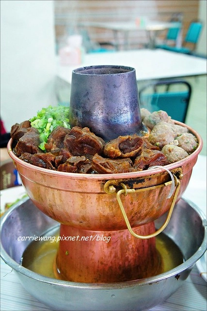 台中南屯|清真恩德元餃子館.台中鍋烤節巷弄美食組第一名,老饕必點牛肉丸火鍋 @飛天璇的口袋