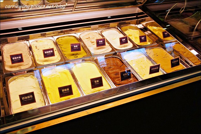 【台中下午茶】Caffé bene。韓國第一連鎖品牌咖啡館進駐台中,環境寬敞舒服,刨冰很吸睛(4/22開始試賣,5/6正式開幕) @飛天璇的口袋