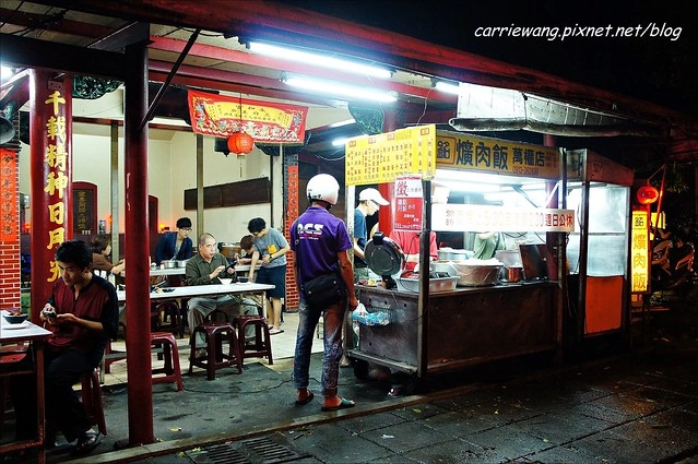 【台中小吃美食】銘嚴選肉品爌肉飯@萬權店。百姓公廟前面的榕樹爌肉飯,運將的深夜食堂 @飛天璇的口袋