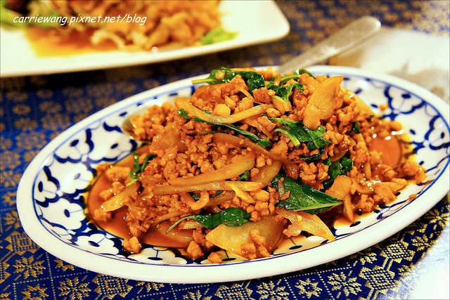 【台中泰式料理】泰國麵王泰式餐廳。平價好吃的泰式餐廳,連泰國人也推薦好吃又道地 @飛天璇的口袋