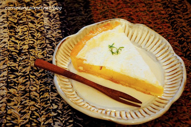 【台中下午茶】貪吃鬼(食いしん坊)。老宅改建的餐廳,座落在隱敝的巷弄間,裡面有濃濃的雜貨風,還有提供限量手作甜點 @飛天璇的口袋