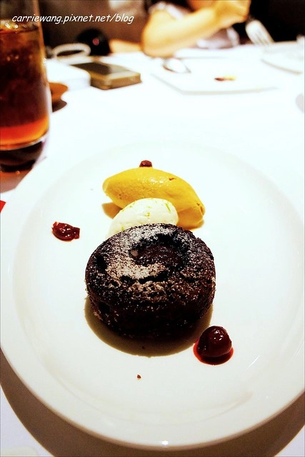 台中南屯|MEAT GQ Steak 橡木炙烤牛排館,牛排教父的最新力作,台中米其林餐盤推薦 @飛天璇的口袋