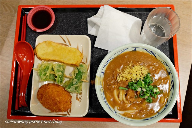 【台中日式烏龍麵】丸龜製麵。從日本來的讚岐烏龍麵,麵條古溜又有嚼勁@新光三越12F @飛天璇的口袋