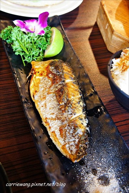 窯滾天堂|北屯生態公園附近,有附屬停車場,窯滾蔥浪雞好吃 @飛天璇的口袋