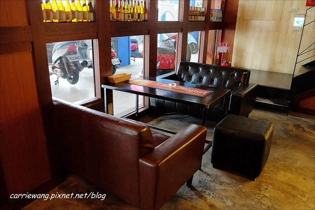 【台中異國料理】帽子南義料理啤酒餐廳.Tapa Loca。正宗義式風味餐廳,啤酒高達120多種,一起來瘋世足吧! @飛天璇的口袋