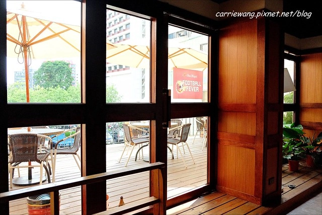 【台中異國料理】帽子南義料理啤酒餐廳.Tapa Loca。正宗義式風味餐廳,啤酒高達120多種,一起來瘋世足吧! @飛天璇的口袋