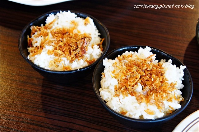 窯滾天堂|北屯生態公園附近,有附屬停車場,窯滾蔥浪雞好吃 @飛天璇的口袋