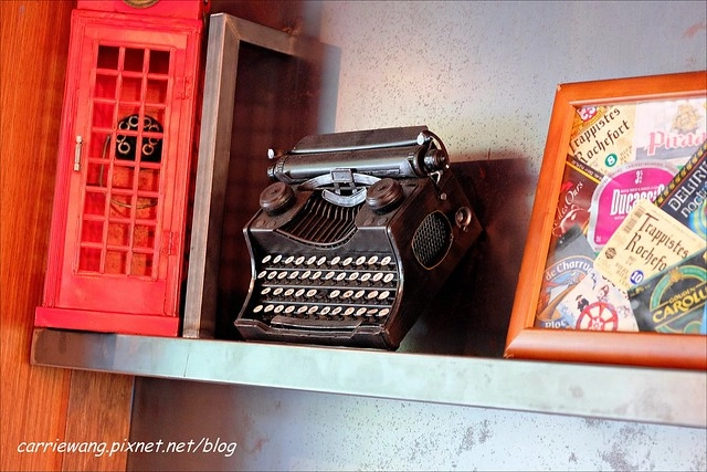 【台中異國料理】帽子南義料理啤酒餐廳.Tapa Loca。正宗義式風味餐廳,啤酒高達120多種,一起來瘋世足吧! @飛天璇的口袋