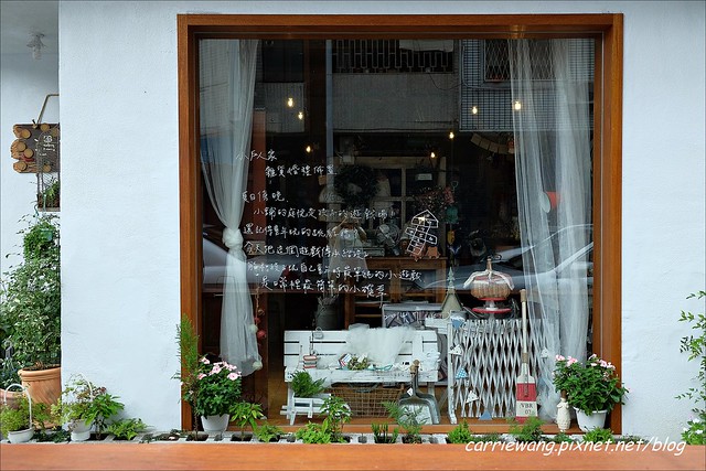【台中下午茶】小戶人家雜貨專賣店/遇印點心坊。濃濃鄉村風的雜貨舖,還有手作甜點,品嚐午后的小確幸 @飛天璇的口袋