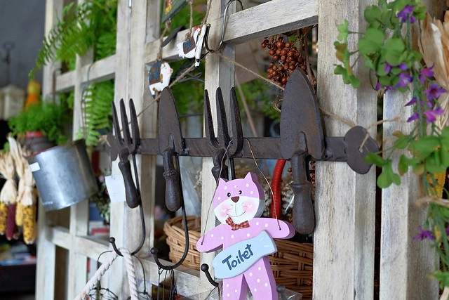 【台中下午茶】小戶人家雜貨專賣店/遇印點心坊。濃濃鄉村風的雜貨舖,還有手作甜點,品嚐午后的小確幸 @飛天璇的口袋