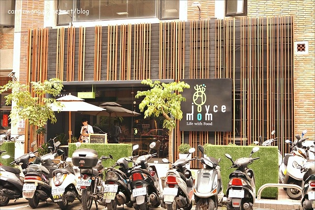 【台中輕食餐廳】喬茵是媽媽.Joyce Mom。空間悠閒舒適,fusion創意料理,以麵包為主食 @飛天璇的口袋